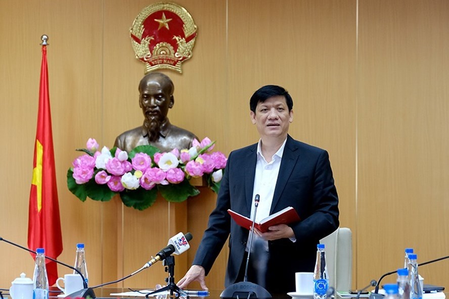 Bộ trưởng Y tế cảnh báo nguy cơ đợt dịch COVID-19 thứ 4