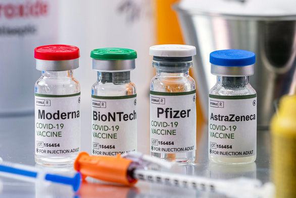 Kết hợp vắc xin COVID-19 của AstraZeneca và Pfizer cho hiệu quả tốt
