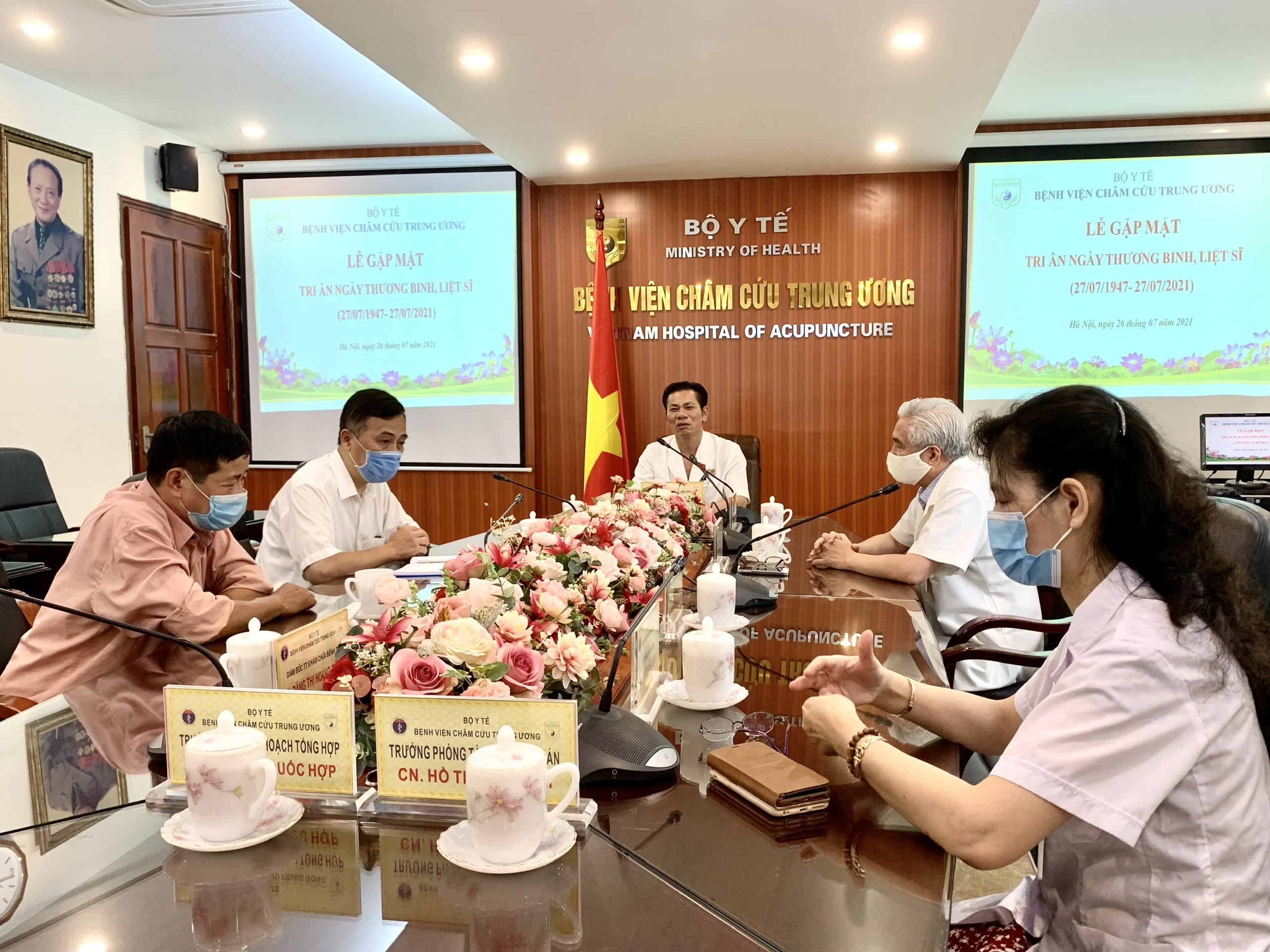 Bệnh viện Châm cứu Trung ương tri ân người có công với cách mạng