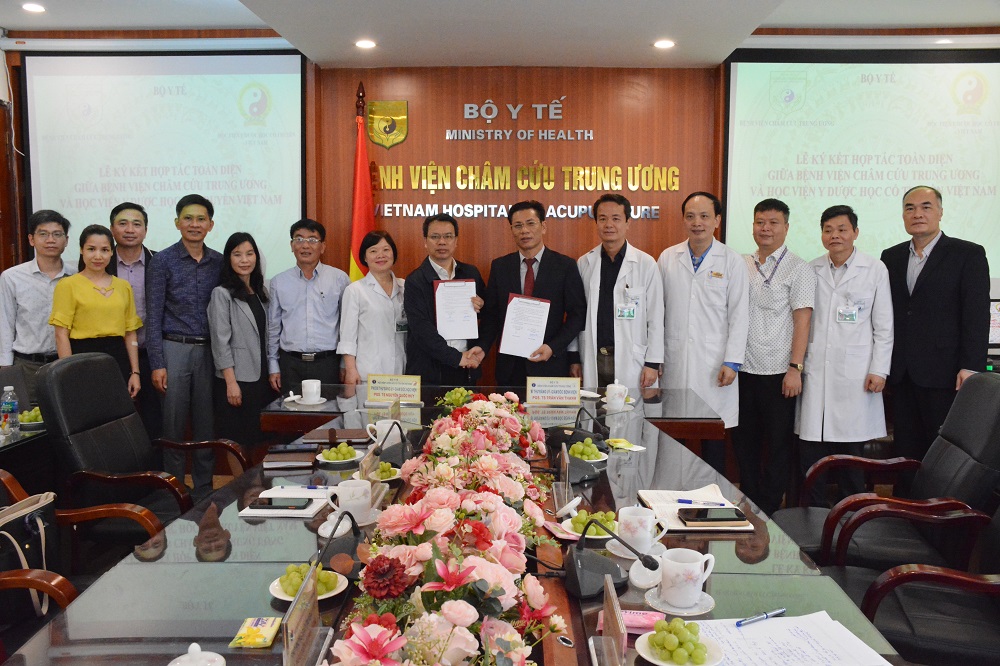 BỆNH VIỆN CHÂM CỨU TRUNG ƯƠNG VÀ HỌC VIỆN Y DƯỢC HỌC CỔ TRUYỀN VIỆT NAM KÝ KẾT HỢP TÁC TOÀN DIỆN