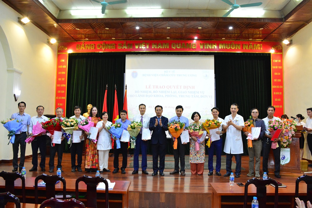 BỆNH VIỆN CHÂM CỨU TRUNG ƯƠNG KIỆN TOÀN BỘ MÁY LÃNH ĐẠO
