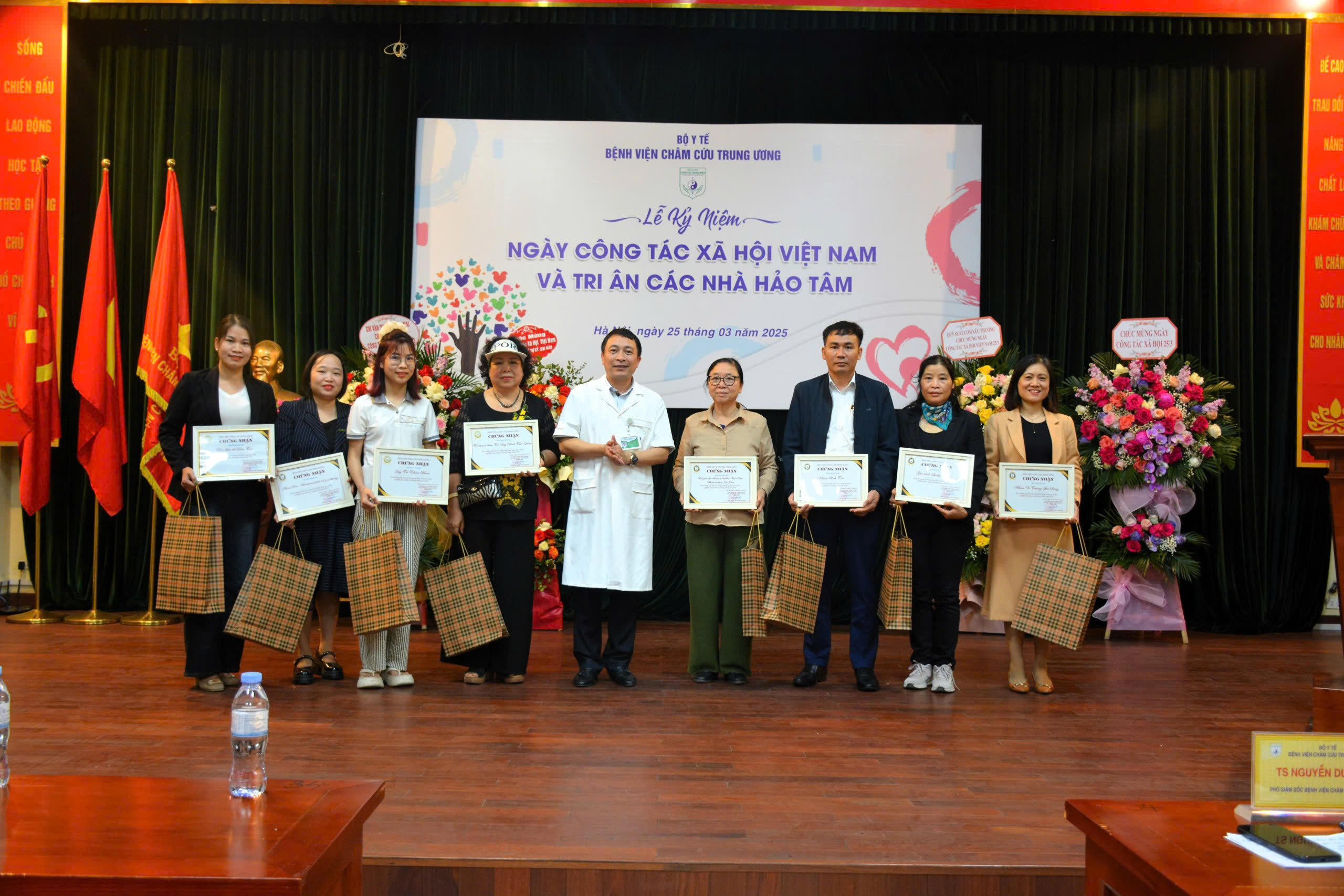 Lễ kỷ niệm ngày công tác xã hội Việt Nam 25/3 - tri ân các nhà hảo tâm