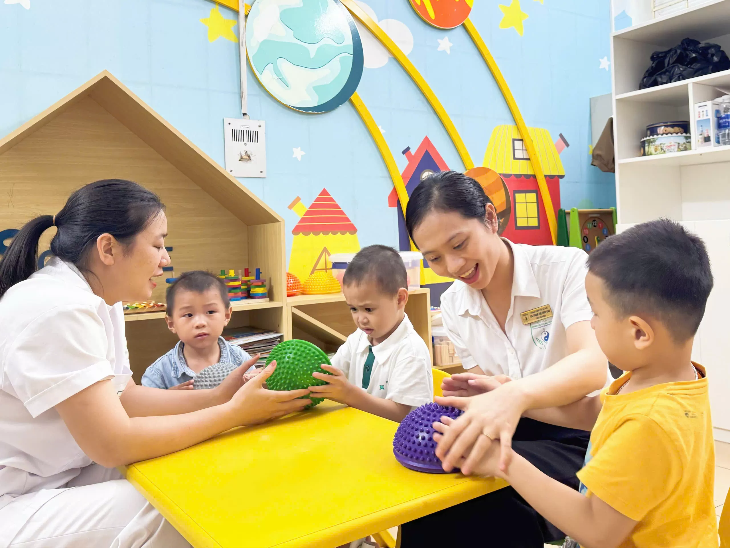 Lớp học Chim Chích Bông – Nơi những trái tim nhỏ được chạm đến bằng yêu thương