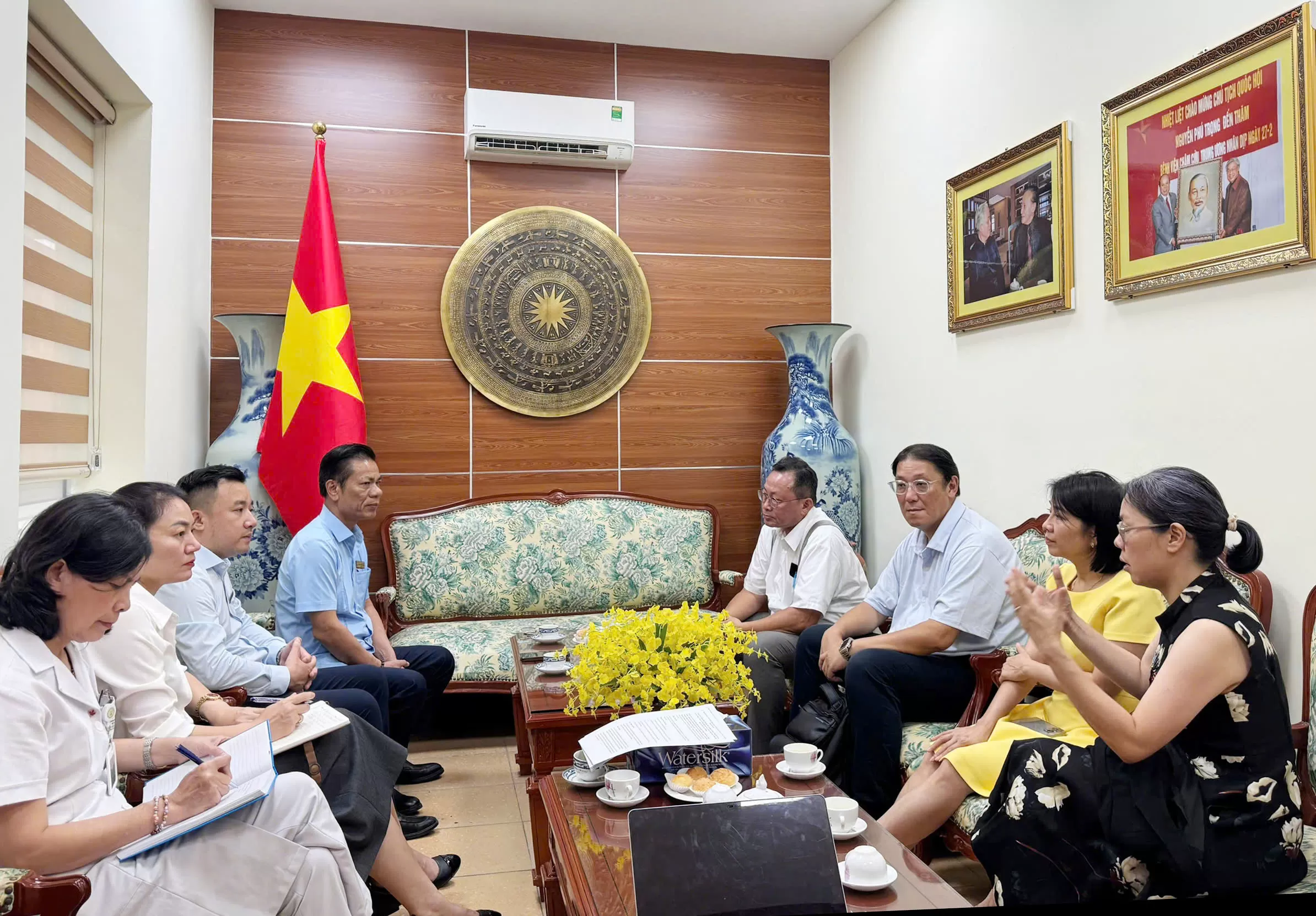 Tăng cường hợp tác với Nhật Bản trong lĩnh vực châm cứu và y học cổ truyền