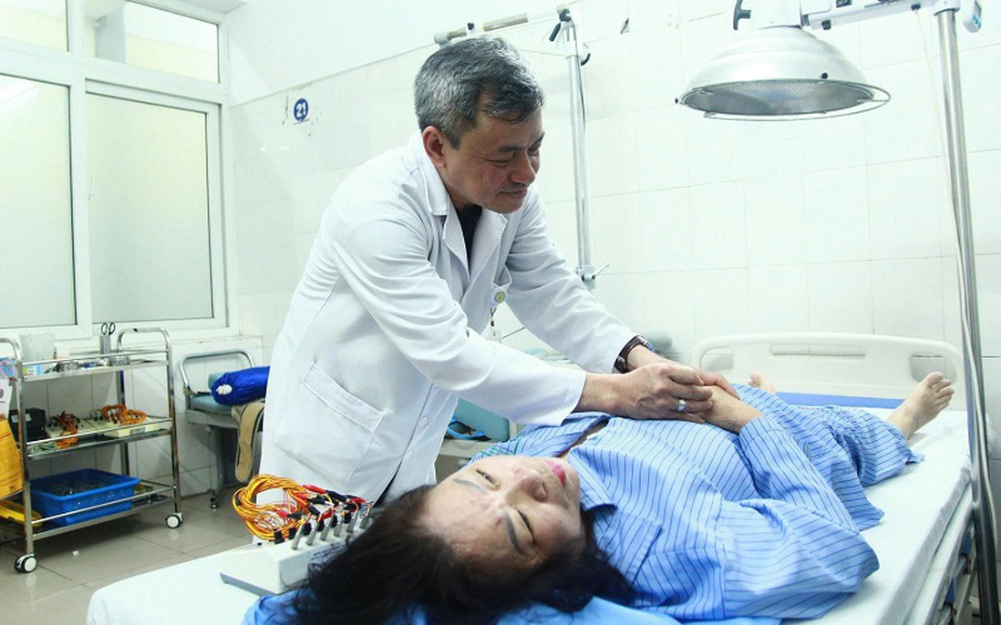 Chữa mất ngủ kinh niên bằng châm cứu