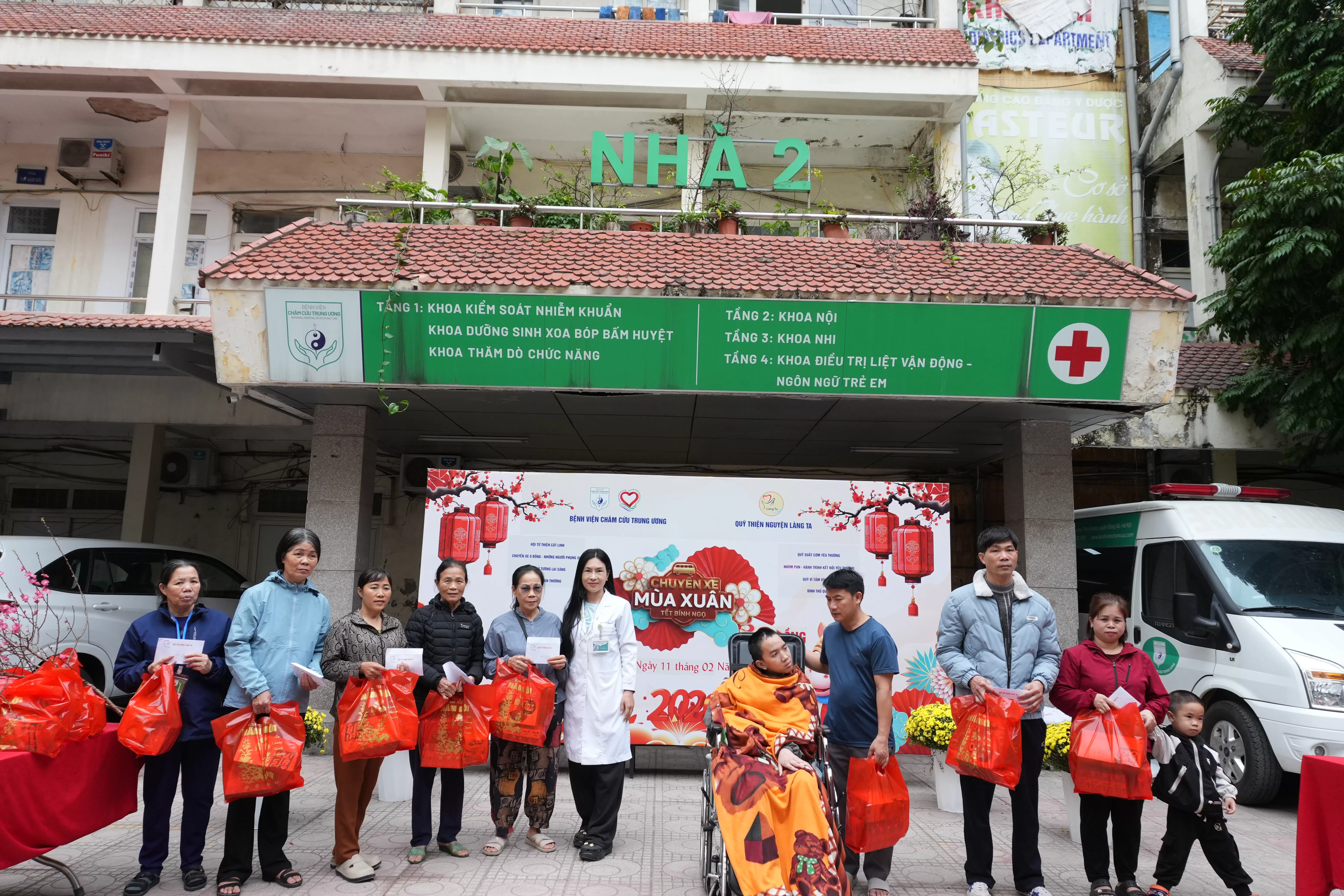 CHÀO MỪNG NGÀY CÔNG TÁC XÃ HỘI VIỆT NAM 25/3 : “NHỊP CẦU YÊU THƯƠNG - KHƠI NGUỒN HẠNH PHÚC”